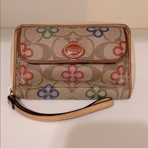 Coach Zip Card & Coin Case in Signature Canvas